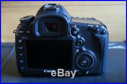 Canon EOS 5D Mark III 22.3 MP Camera Body Only, Charger, Batteries and cards