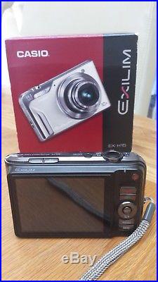 Casio EXILIM Hi-Zoom EX-H15 14.1MP Digital Camera Silver MINT boxed
