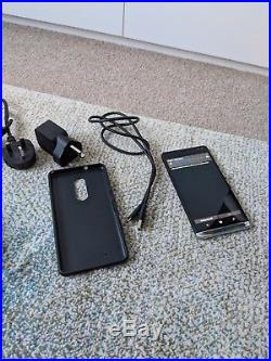 HP Elite X3 Dual Sim (Unlocked) with Docking Station and Mains USB charger