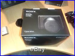 Sony rx1r ii 42MP Luxury Pack Included with 4 extra batteries and bank charger